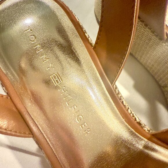Tommy Hilfiger Tan Logo Platform Espadrille Sandals – Size 6.5 NWOB - Picture 9 of 12